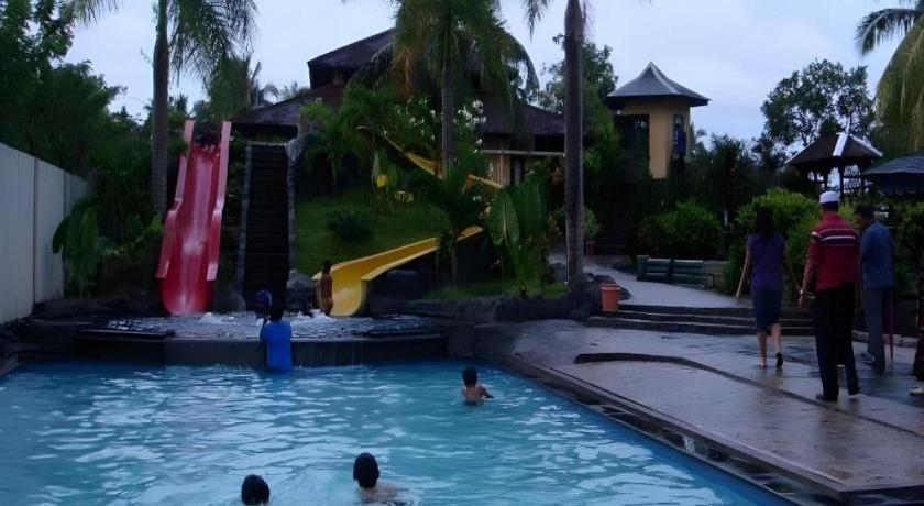 Wonua Monapa Hotel Resort Kendari Bagian luar foto