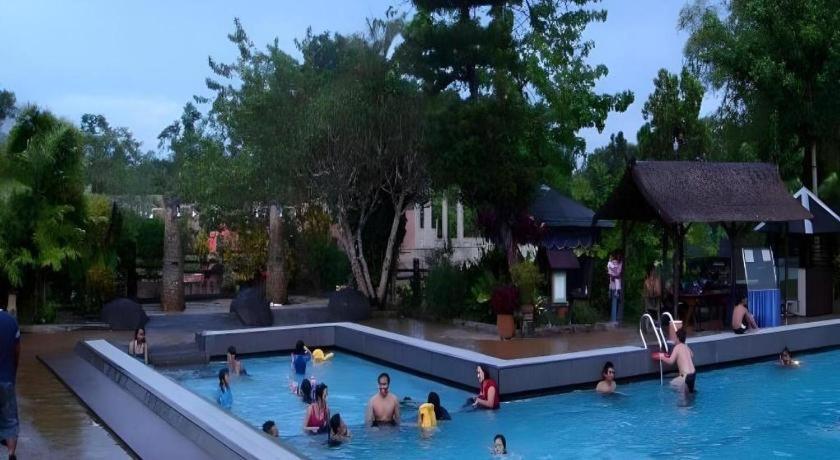 Wonua Monapa Hotel Resort Kendari Bagian luar foto