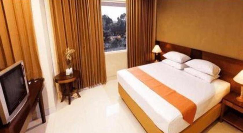 Wonua Monapa Hotel Resort Kendari Bagian luar foto